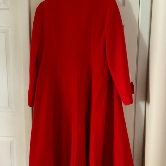 VINTAGE PURE VIRGIN WOOL COAT - RED - from SEARS, THE FASHION PLACE - Picture 3 of 6